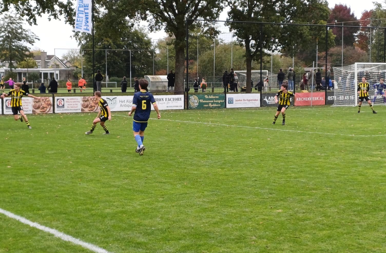 Op jacht naar de eerste overwinning eindigt Hattem in mineur